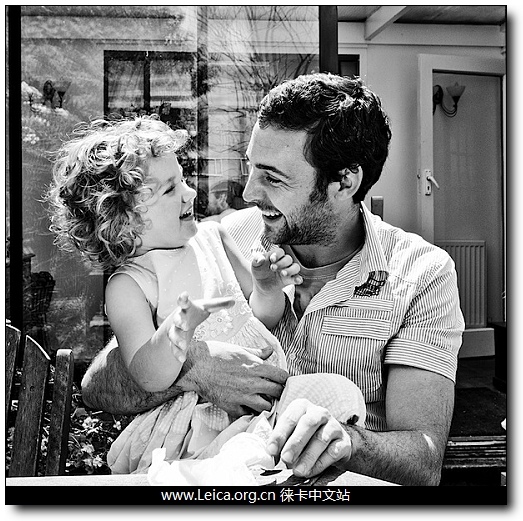 改变模特的眼神